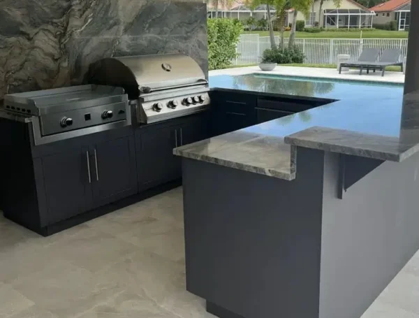 Stylish Luxury Outdoor Kitchens for Windermere Homes