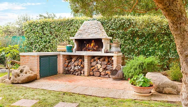 Top Benefits of Trusted Outdoor Kitchen Services in Deltona, FL
